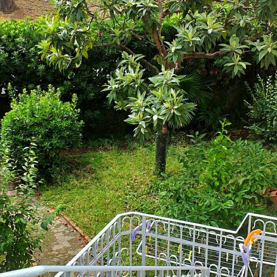 Un Giardino A Due Passi Dal Mare Apartamento La Spezia Exterior foto